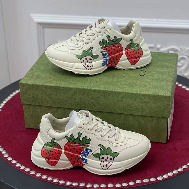 Rhyton by Gucci