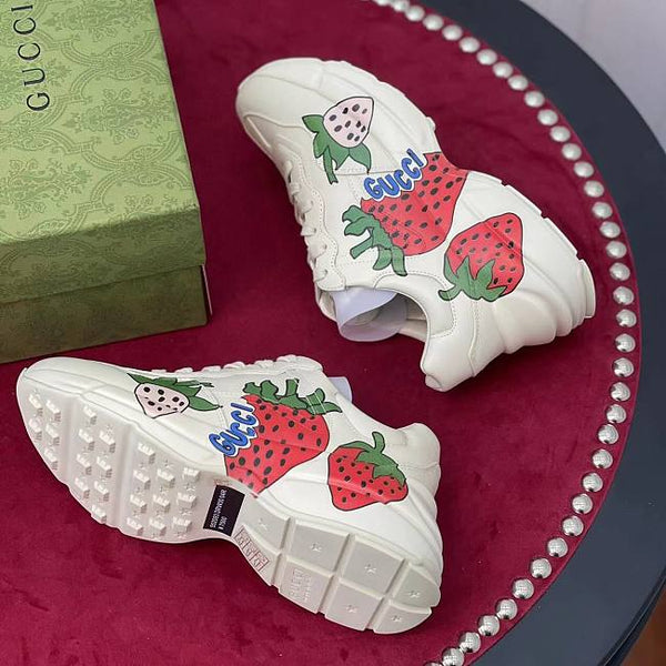 Rhyton by Gucci