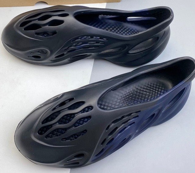 2023 Yeezy High Quality Unisex Beach Shoes EVA Soft and Comfortable Sports Sandals Outdoor Jogging Shoes - TimelessGear9