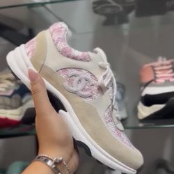 CHANEL X Womens Low-Top Sneakers