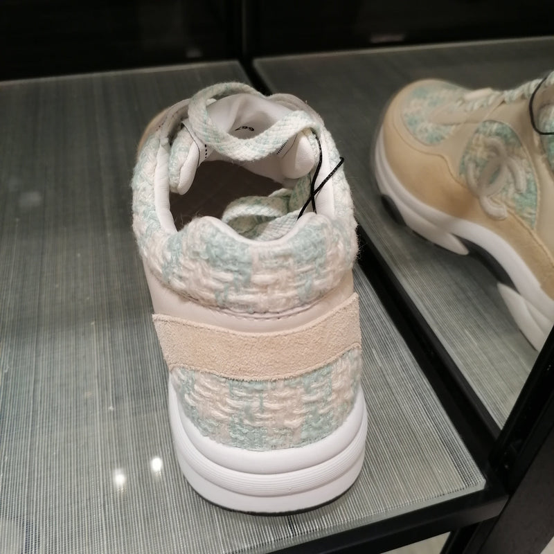 CHANEL X Womens Low-Top Sneakers