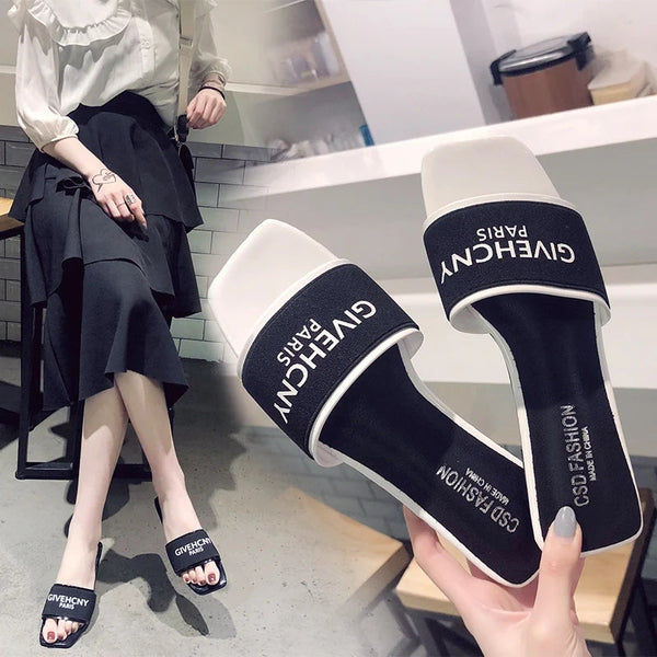 2024 Luxurious Showcase Fashion High End Designer Name Slides