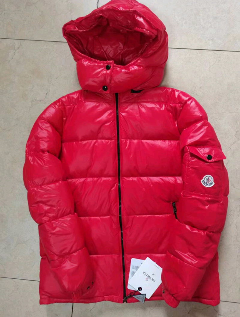 Stay warm Luxury Designer goose down Moncler fashion coat