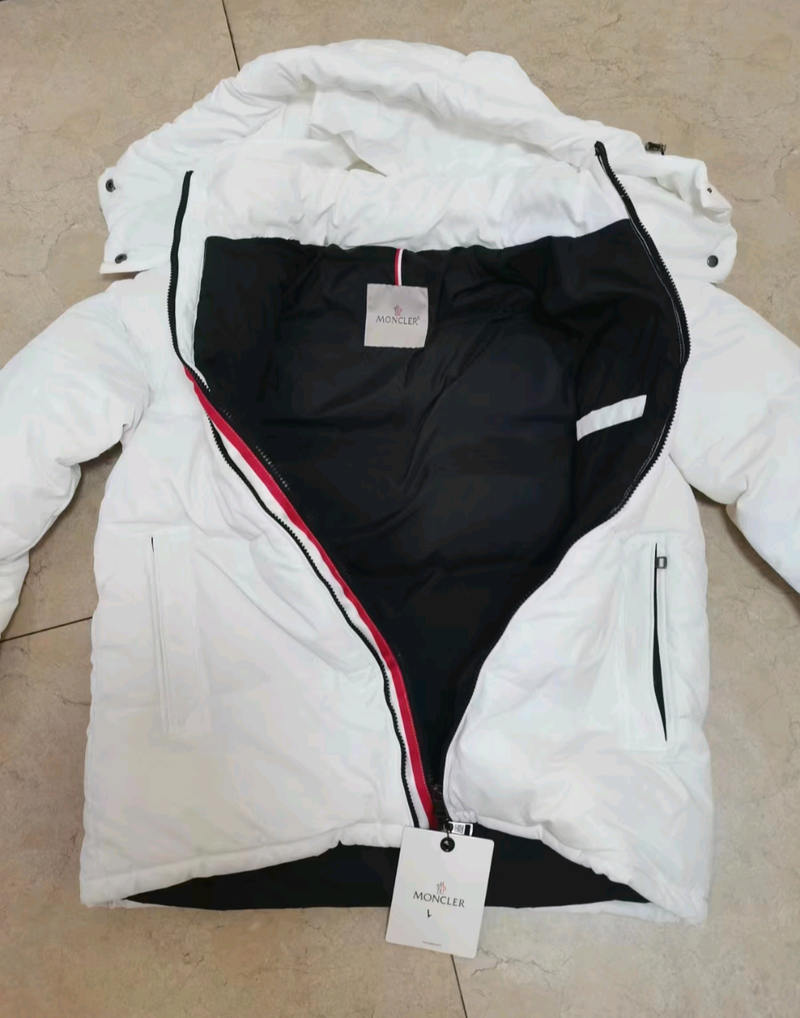Stay warm Luxury Designer goose down Moncler fashion coat
