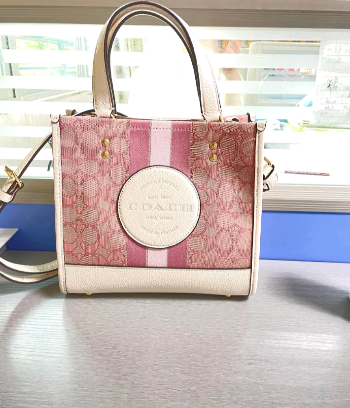 Coach Luxury Fabulous Tote Handbag