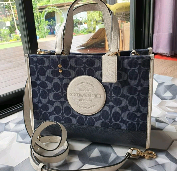 Coach Luxury Fabulous Tote Handbag