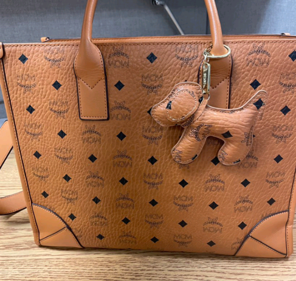 MCM Shoulder Tote With Clutch Bag Purse