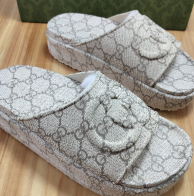 Gucci Celebrity Burst Thick Sloes Leisure Sandals