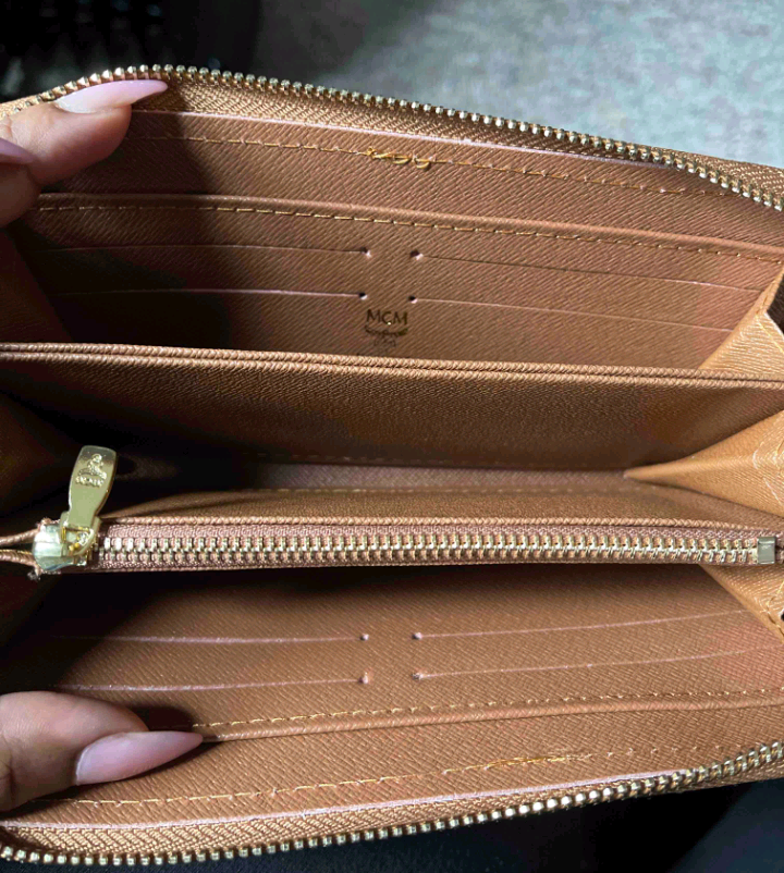 MCM Paper Money Card Holder Clutch Wallet Purse