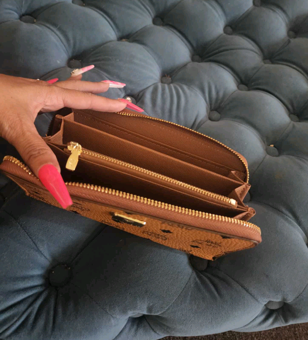 MCM Paper Money Card Holder Clutch Wallet Purse