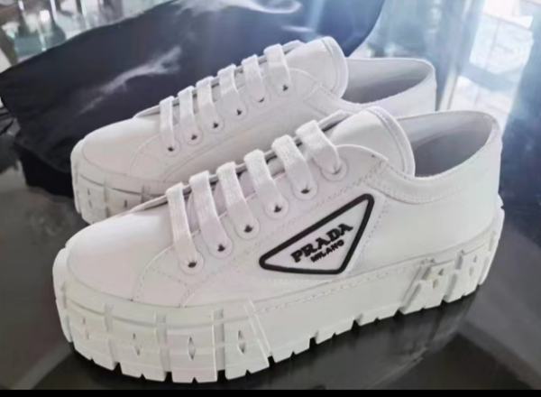 Gabardine Classic Iconic Thick Soles Prada Sneakers