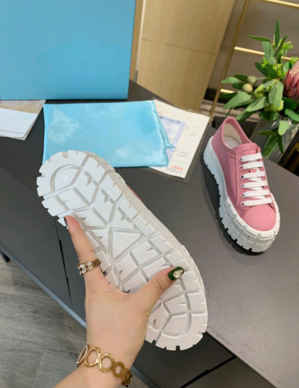 Gabardine Classic Iconic Thick Soles Prada Sneakers