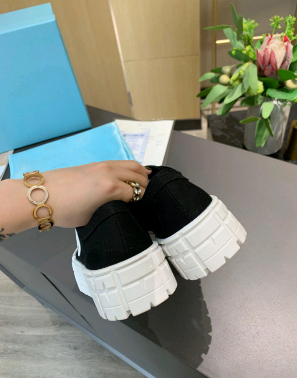 Gabardine Classic Iconic Thick Soles Prada Sneakers