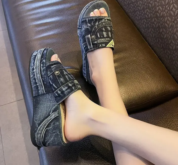 Gorgeous Denim Versatile Fashion Sandals