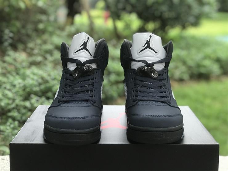 Jordan Midnight Blue Georgetown 5 Sneakers
