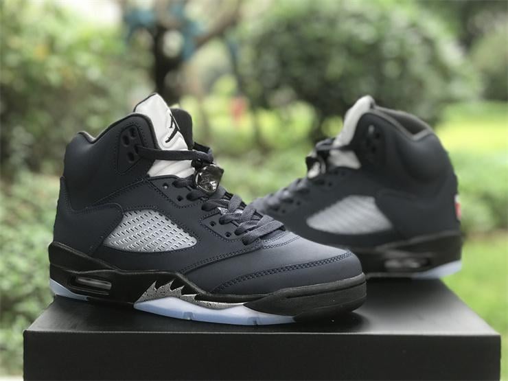 Jordan Midnight Blue Georgetown 5 Sneakers