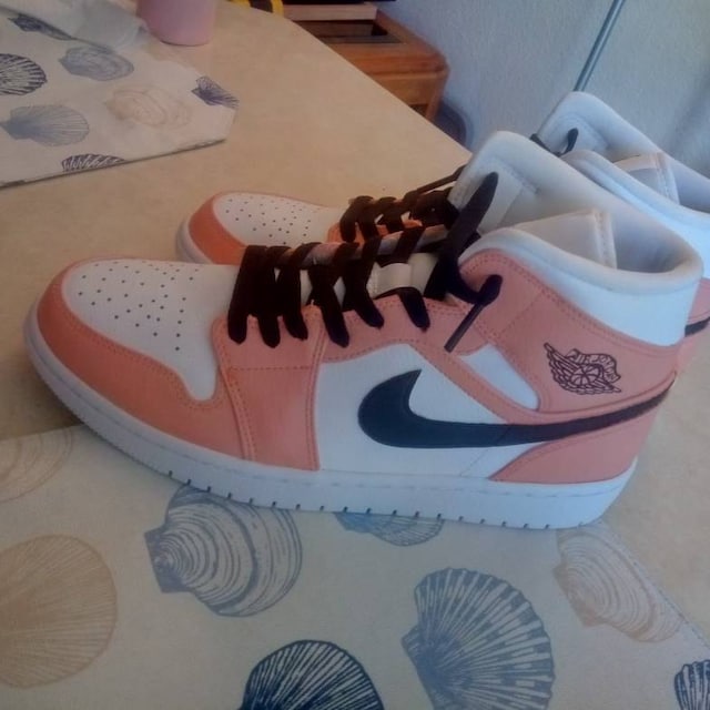 Blink once Jordan 1 Black and Pink Custom Jordan
