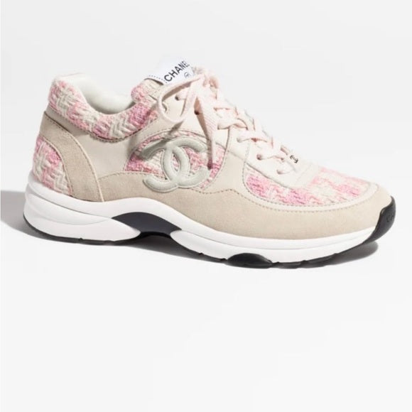 CHANEL X Womens Low-Top Sneakers