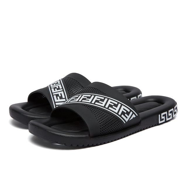 Slippers Fashion Luxury Brand Comfortable No-Slip Beach Sandals - TimelessGear9