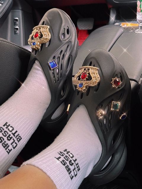 Ornaments Beach Sandals Casual Platform Slippers One-pedal Sandals Fashion Rhinestone Clogs Slides - TimelessGear9