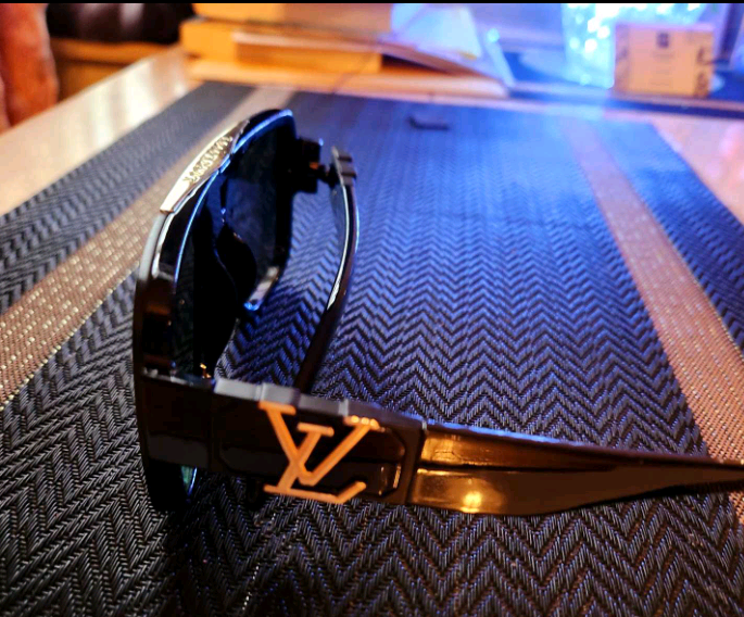Louis Vuitton Mirror Print Sunglasses