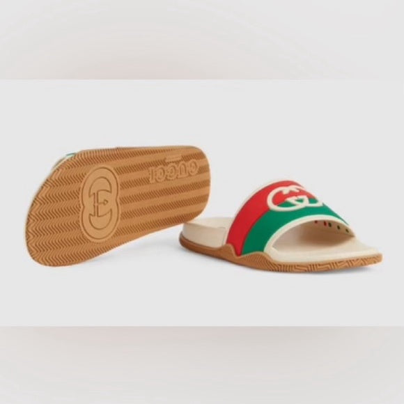 GUCCI slides with interlocking