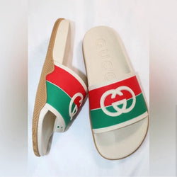 GUCCI slides with interlocking