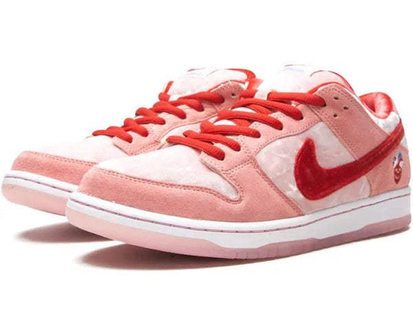 Nike Dunk Low Sb X Strange Love Valentines Day Pink