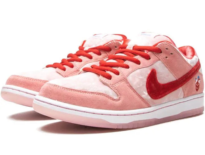 Nike Dunk Low Sb X Strange Love Valentines Day Pink